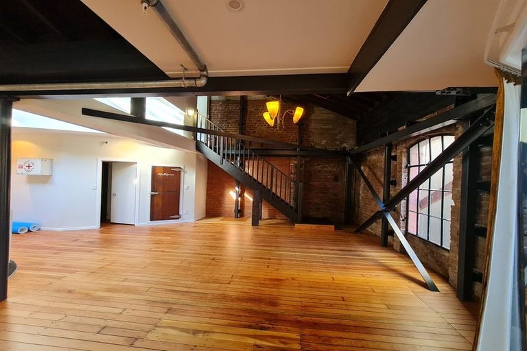 Photo of property in 8-10 Egmont Street, Te Aro, Wellington, 6011