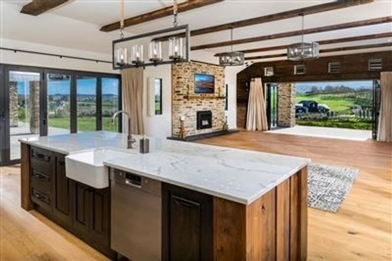 Photo of property in 20 Myra Evelyn Grove, Dairy Flat, Albany, 0792