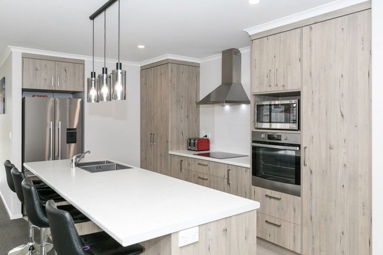 Photo of property in 240 Dixon Road, Fitzroy, Hamilton, 3206