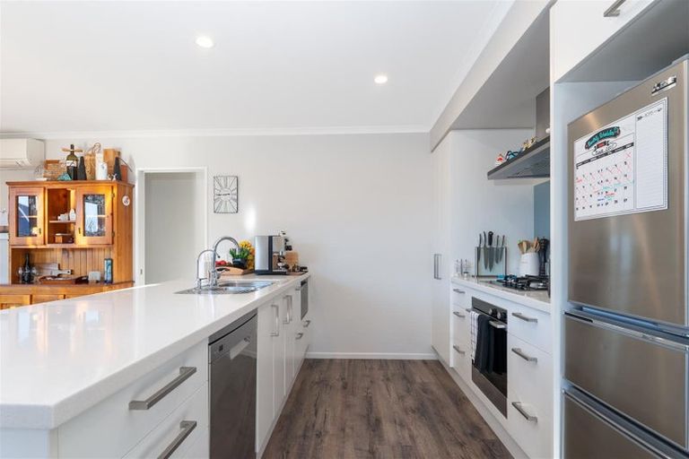 Photo of property in 13 Mary Newton Place, Brightwater, 7022