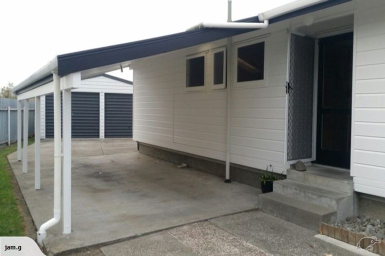 Photo of property in 54 Kaimanawa Street, Kelvin Grove, Palmerston North, 4414