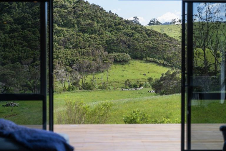 Photo of property in 12 Tohetea Lane, Wharekaho, Whitianga, 3510