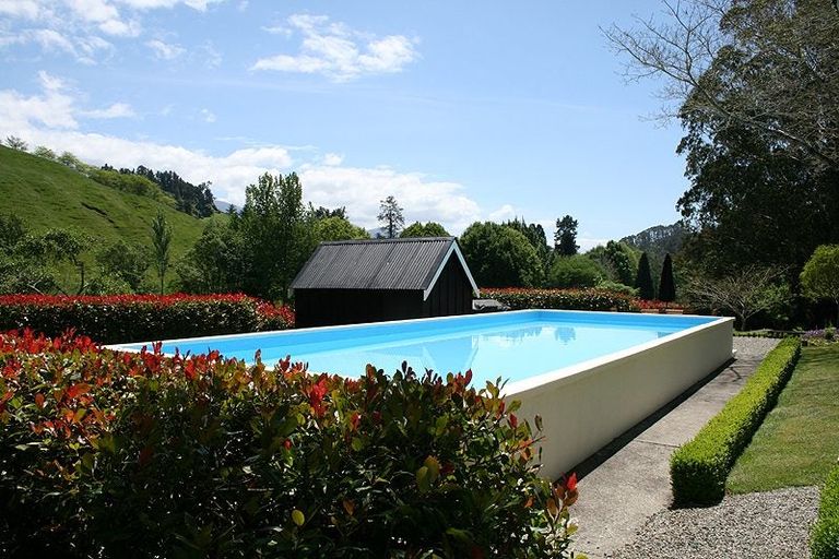 Photo of property in 300 Thorpe-orinoco Road, Ngatimoti, Motueka, 7196