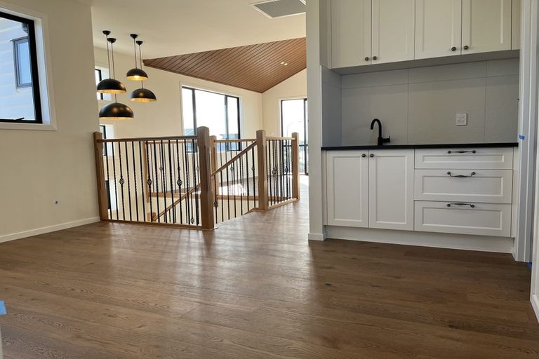 Photo of property in 1 Turbine Way, Hobsonville, Auckland, 0616