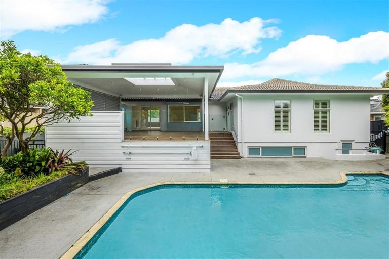 Photo of property in 8 Poseidon Place, Half Moon Bay, Auckland, 2012