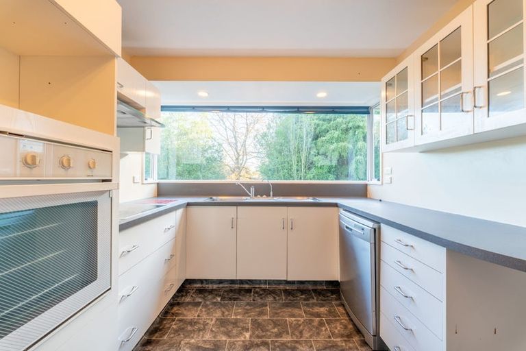 Photo of property in 5 Hayes Street, Waimate, 7924