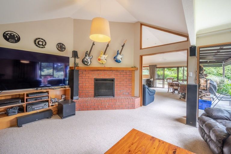 Photo of property in 200 Holmes Bay Valley Road, Pigeon Bay, 7583