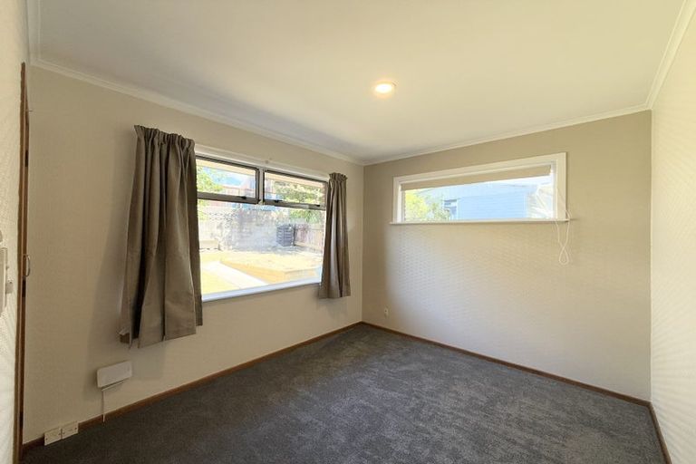Photo of property in 61 Kirby Street, Glendene, Auckland, 0602
