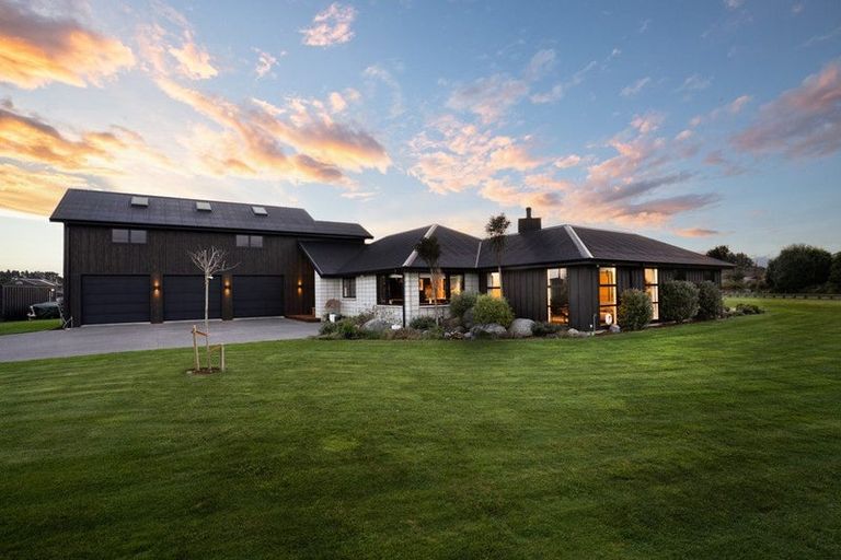 Photo of property in 56 Kingsdowne Drive, West Melton, 7618