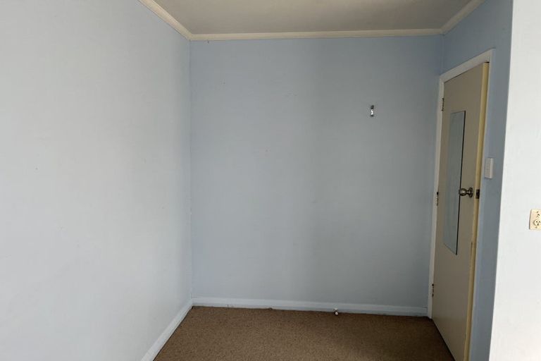 Photo of property in 15 Waterloo Crescent, Hokowhitu, Palmerston North, 4410