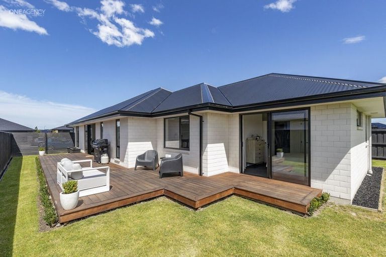 Photo of property in 29 Crossley Avenue, Woodend, 7610