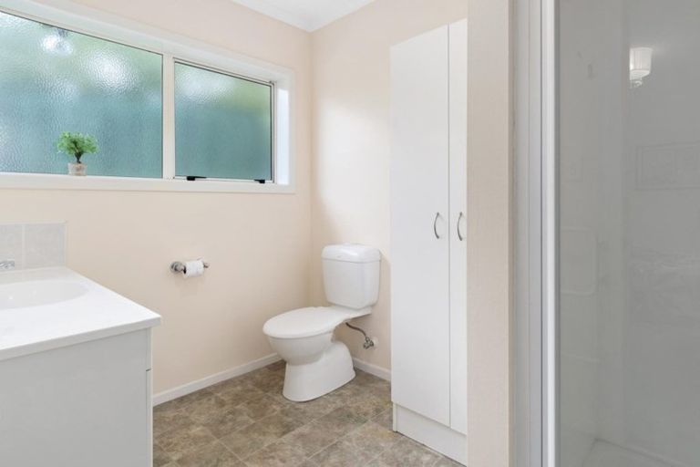 Photo of property in 10 Bayvista Close, Welcome Bay, Tauranga, 3112