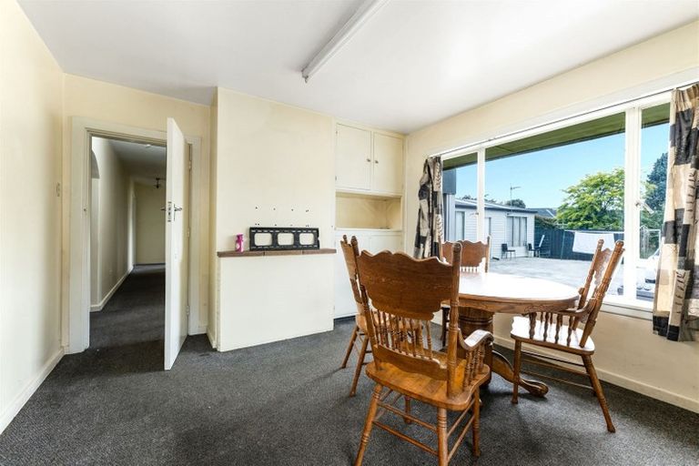 Photo of property in 6 Awatea Road, Hornby, Christchurch, 8042