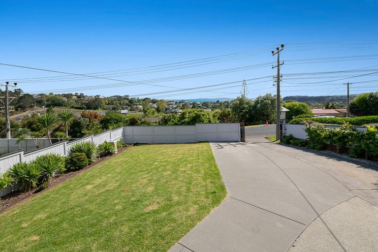 Photo of property in 12 Norfolk Road, Stanmore Bay, Whangaparaoa, 0932