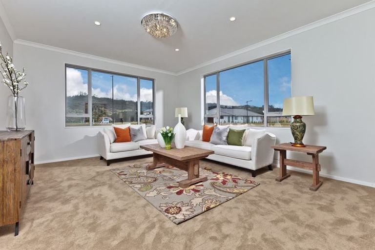 Photo of property in 1 Fruitlands Road, Kumeu, 0810