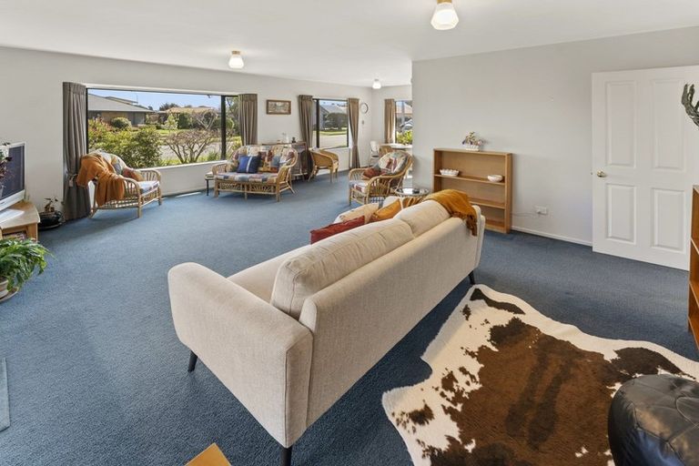 Photo of property in 20 Hoult Crescent, Monaco, Nelson, 7011