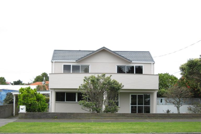 Photo of property in 18 Puni Street, Fitzroy, New Plymouth, 4312