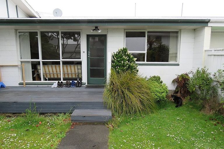 Photo of property in 2/26 Mona Vale Avenue, Riccarton, Christchurch, 8011
