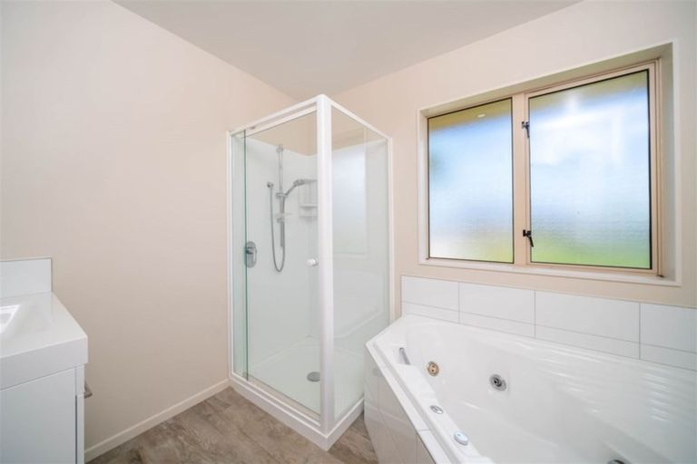 Photo of property in 56 Beaumont Drive, Rolleston, 7614