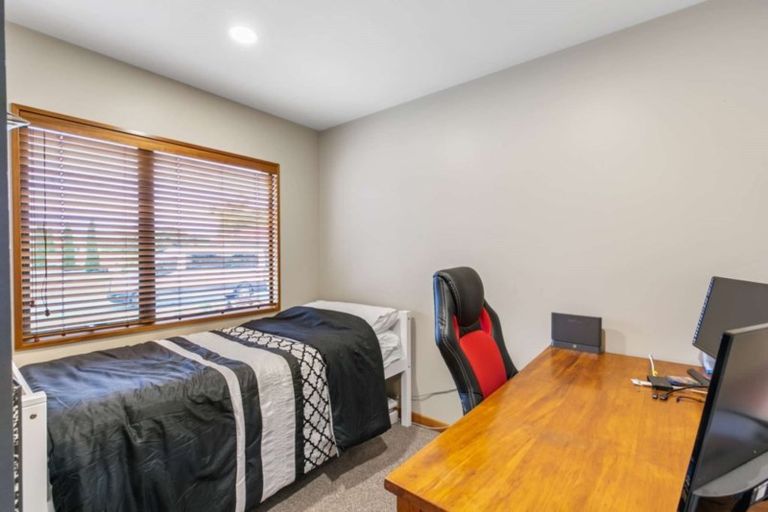 Photo of property in 82 Beachwater Drive, Papamoa Beach, Papamoa, 3118