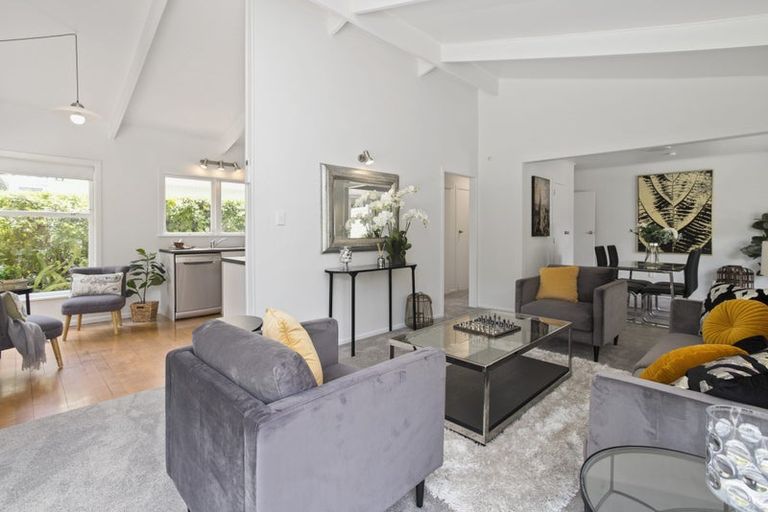 Photo of property in 62 Parker Avenue, New Lynn, Auckland, 0600