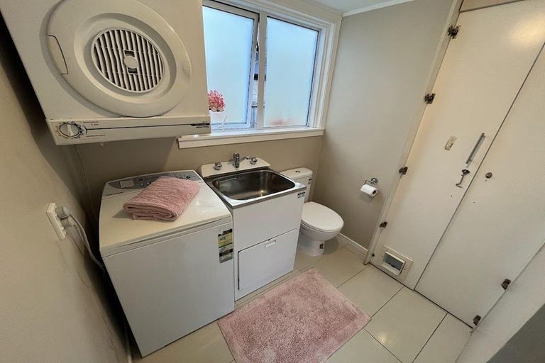 Photo of property in 11 George Street, Riccarton, Christchurch, 8041