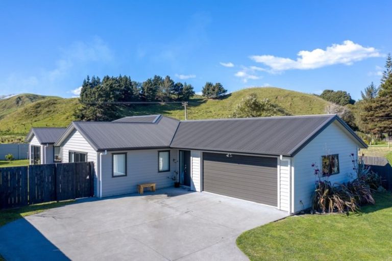 Photo of property in 36 Hamilton Drive, Wainui, Gisborne, 4010