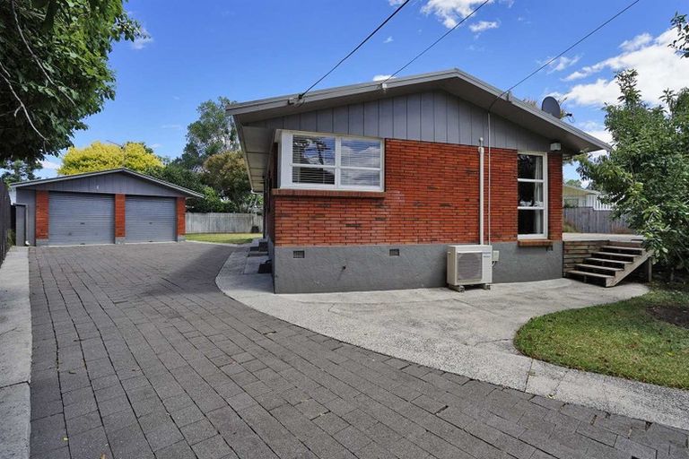 Photo of property in 10 Pulham Crescent, Queenwood, Hamilton, 3210