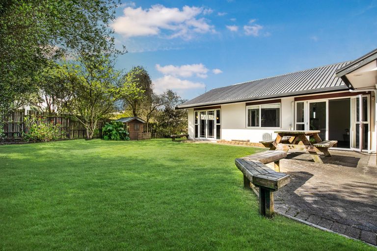 Photo of property in 61 Carnoustie Drive, Wattle Downs, Auckland, 2103
