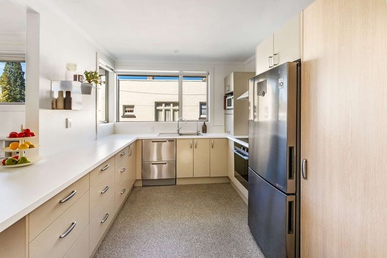 Photo of property in 2 William Street, Gore, 9710