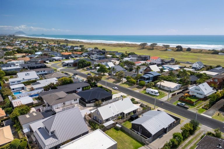 Photo of property in 75 Percy Road, Papamoa Beach, Papamoa, 3118