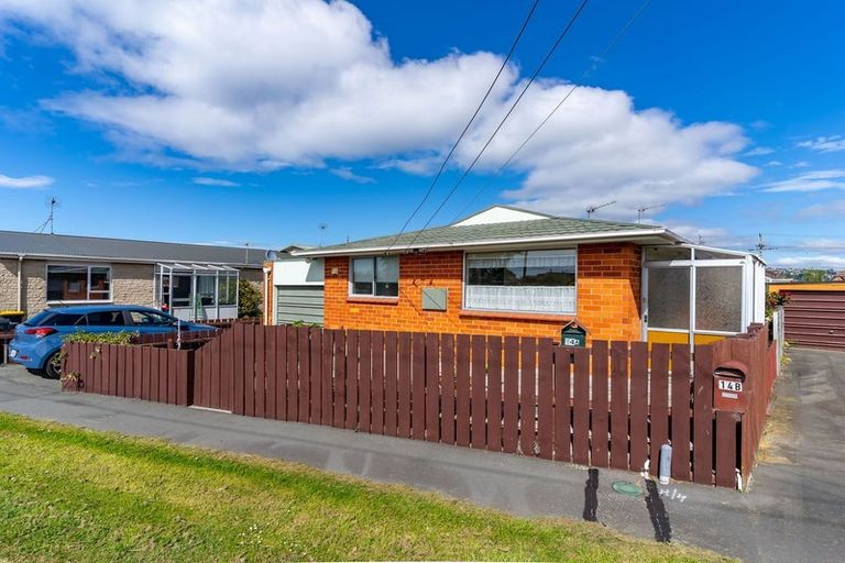 Photo of property in 14a Royal Crescent, Saint Kilda, Dunedin, 9012