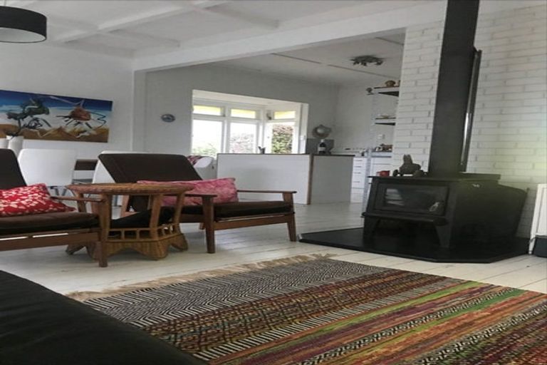 Photo of property in 265 One Tree Point Road, One Tree Point, 0118