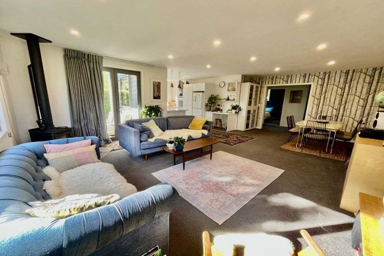 Photo of property in 1 Kakapo Court, Wanaka, 9305