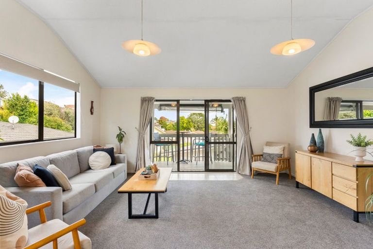 Photo of property in 2/12 Opal Avenue, Pakuranga, Auckland, 2010