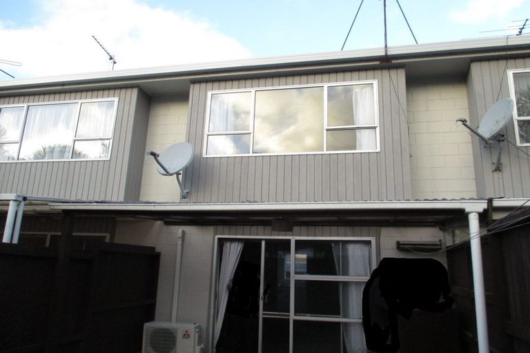 Photo of property in 6/42 Sheridan Drive, New Lynn, Auckland, 0600