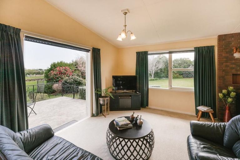 Photo of property in 36 Durie Road, Aorangi, Feilding, 4775