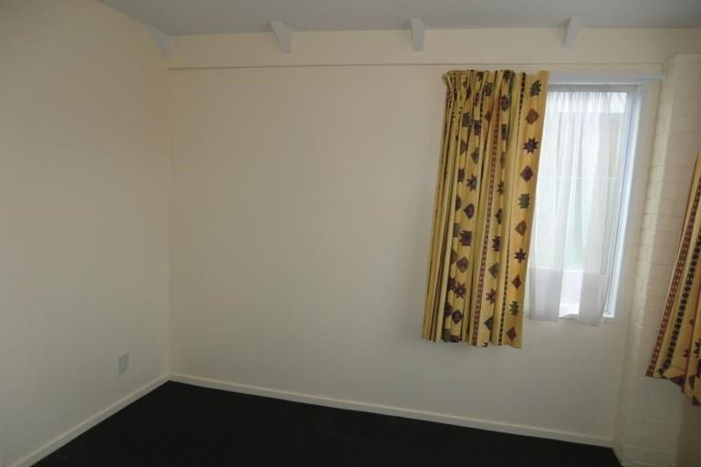 Photo of property in 2/13 Suva Street, Upper Riccarton, Christchurch, 8041
