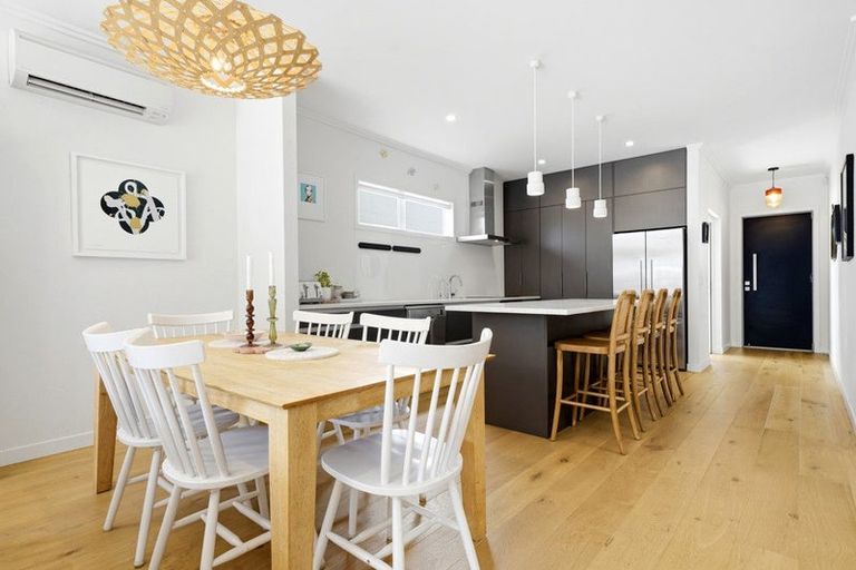Photo of property in 19 Harakeke Road, Hobsonville, Auckland, 0616