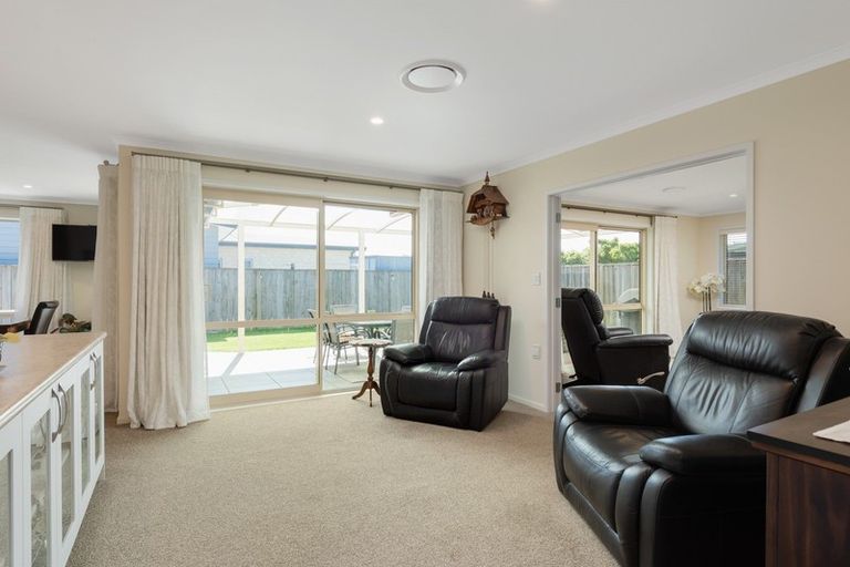 Photo of property in 15 Clearwater Place, Mayfield, Blenheim, 7201