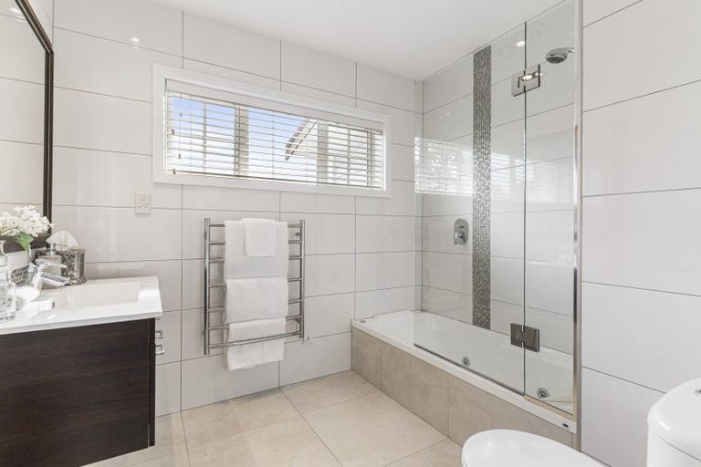 Photo of property in 7 Star Place, Cockle Bay, Auckland, 2014