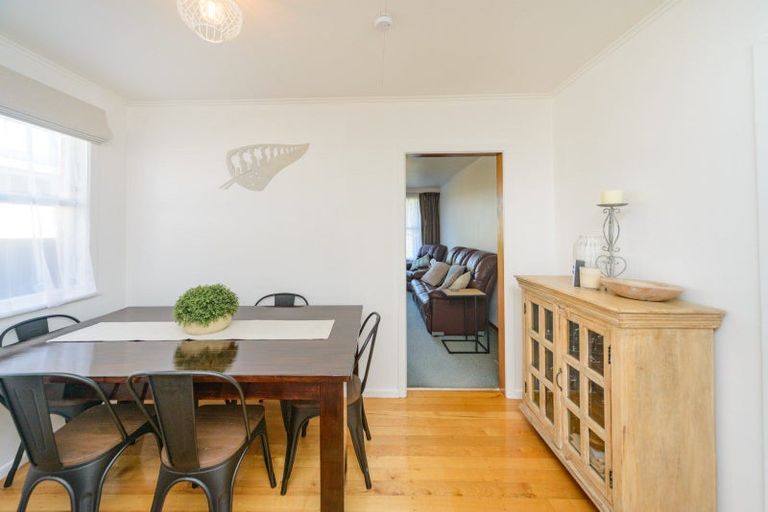 Photo of property in 3 Sefton Avenue, Highbury, Palmerston North, 4412