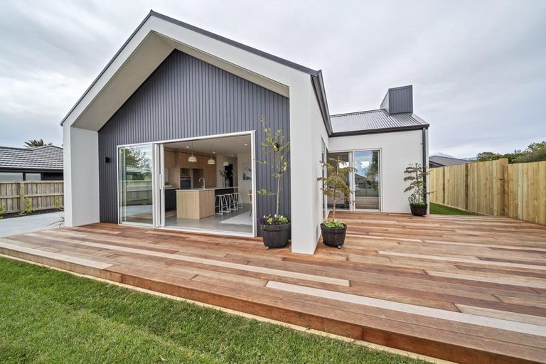 Photo of property in 409 Frankley Road, Ferndale, New Plymouth, 4310