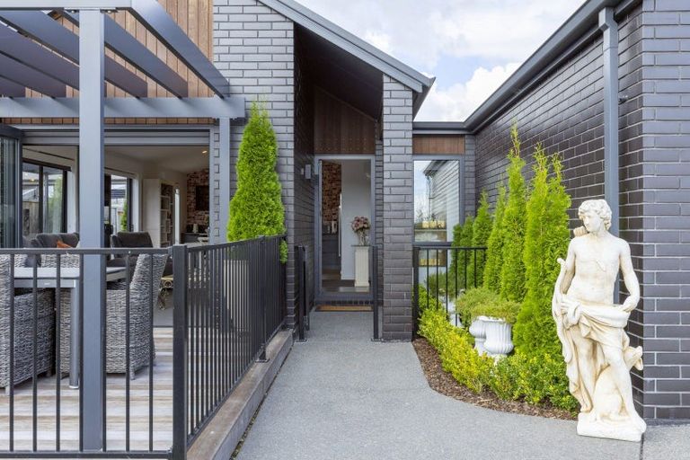 Photo of property in 43 Harakeke Drive, Wharewaka, Taupo, 3330