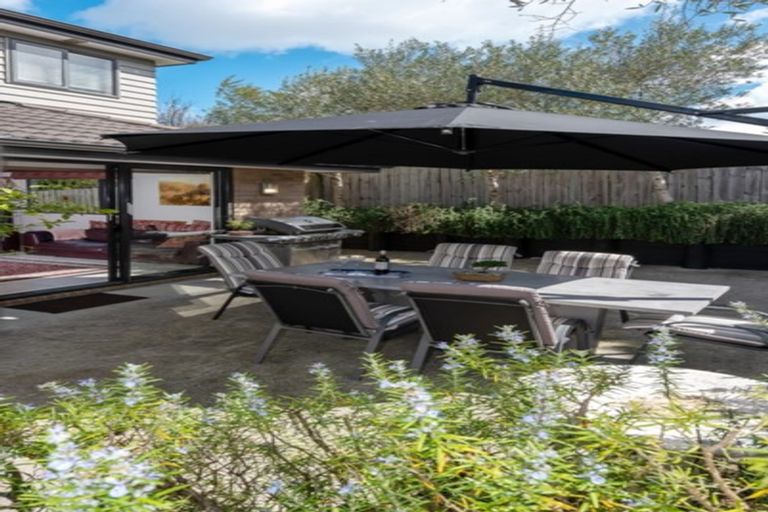 Photo of property in 29a Advene Road, Cockle Bay, Auckland, 2014