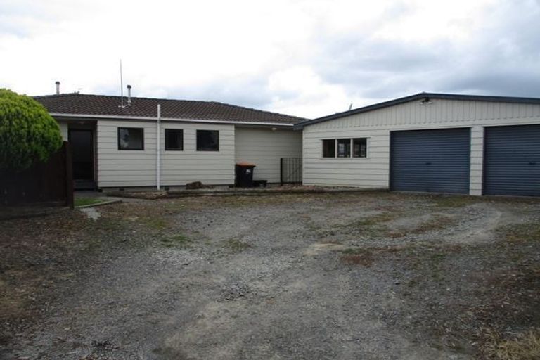 Photo of property in 12 Tiller Close, Kelvin Grove, Palmerston North, 4414