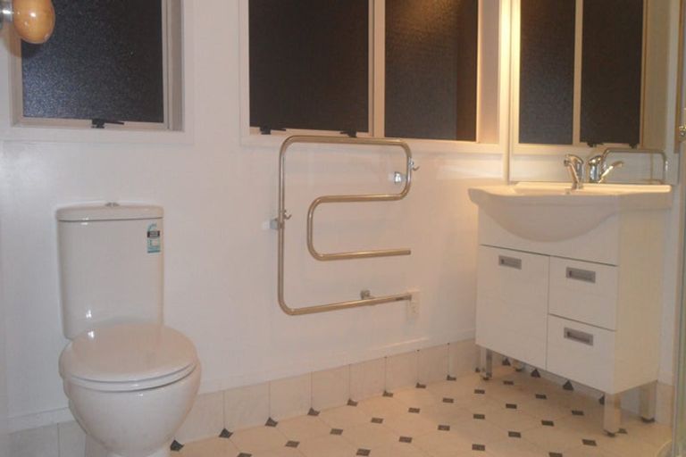 Photo of property in 1 Lochinver Drive, Nawton, Hamilton, 3200