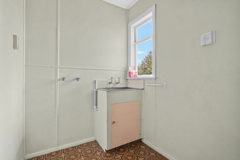 Photo of property in 25 Victoria Street, Carterton, 5713