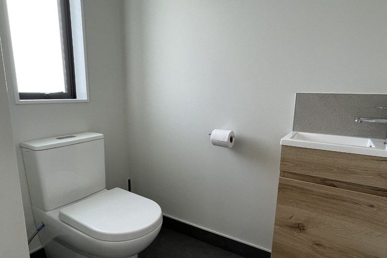 Photo of property in 198d Forrest Hill Road, Forrest Hill, Auckland, 0620