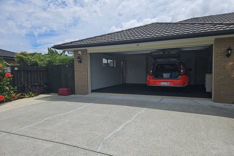 Photo of property in 2 Charlise Place, Onerahi, Whangarei, 0110